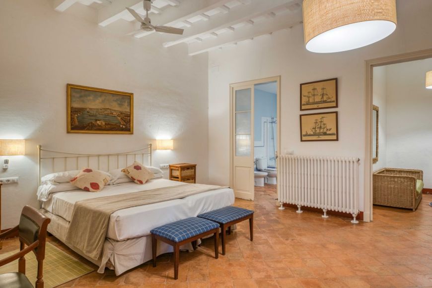 Son Costa · Casa típica rural menorquina con 6 habitaciones dobles